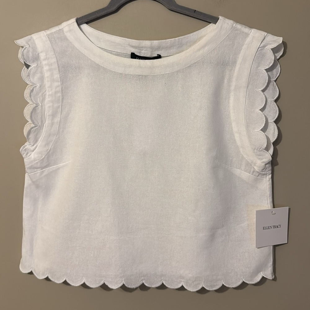 NWT- Ellen Tracy Scalloped Crop Tank, white, size small - Picture 4 of 10